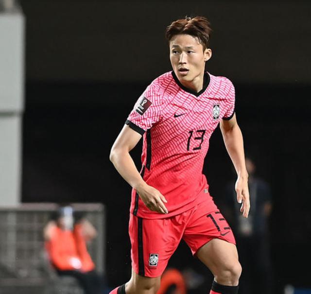 九游娱乐-【专题】两难！当中超撞车国际A级赛 10君子向左向右